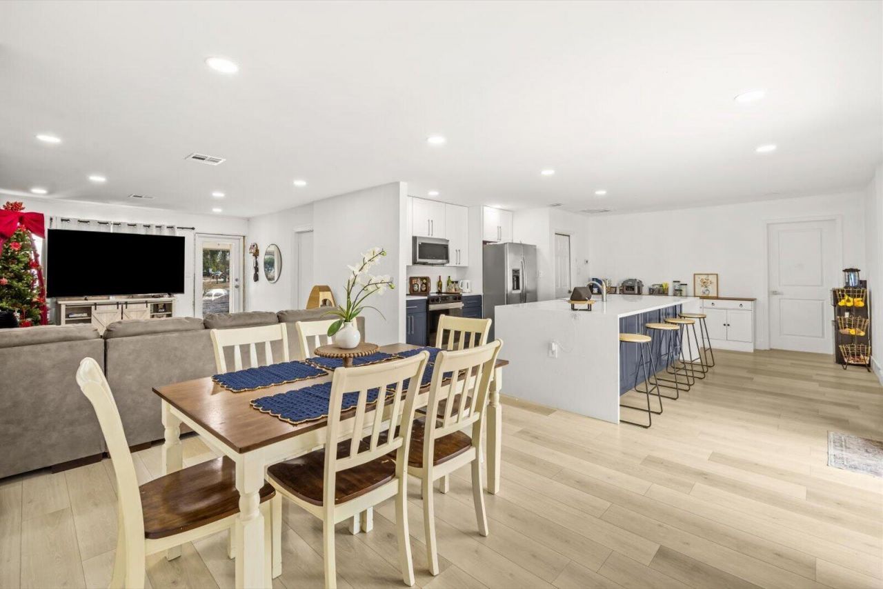 301 NW Prima Vista Boulevard, Port Saint Lucie, FL 34983 Photo