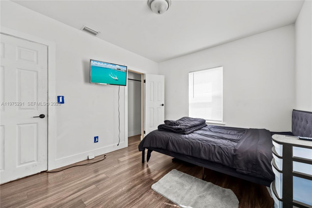 919 NW 66th St, Miami, FL 33150 Photo