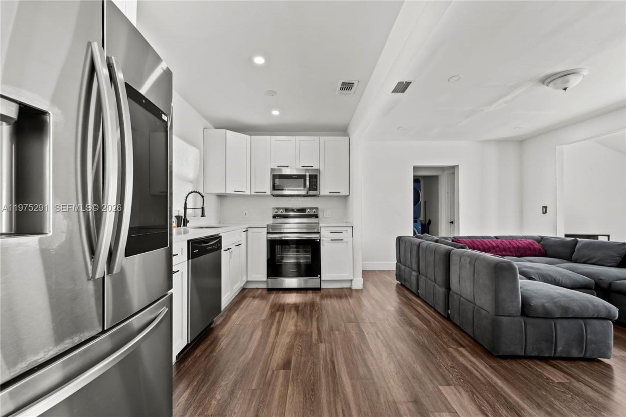 919 NW 66th St, Miami, FL 33150 Photo