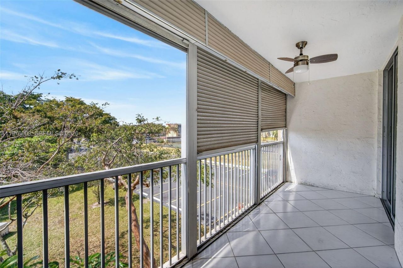 3141 NW 47th Ter, Unit 335, Lauderdale Lakes, FL 33319 Photo