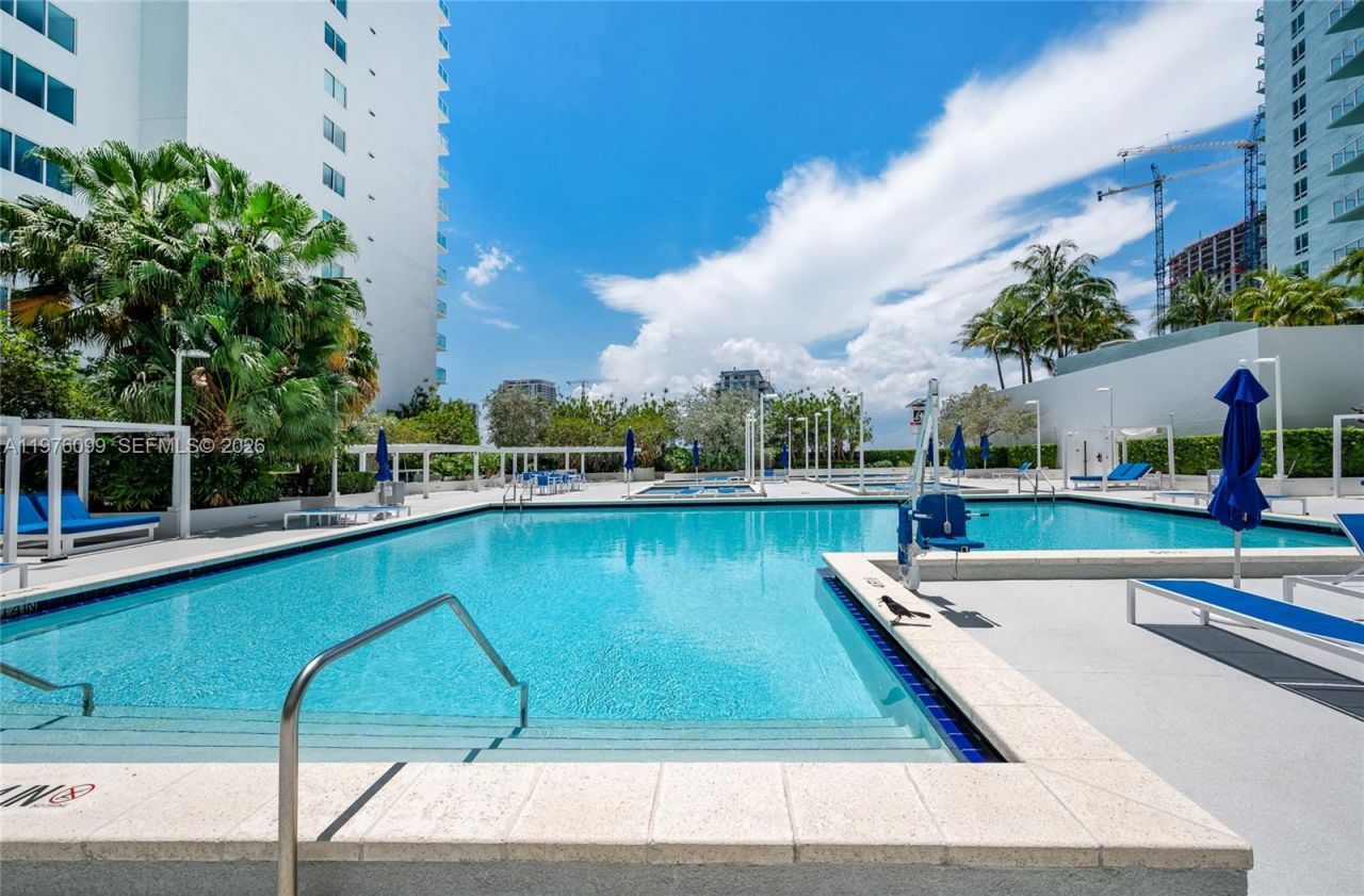 1800 N Bayshore Dr, Unit 2503, Miami, FL 33132 Photo