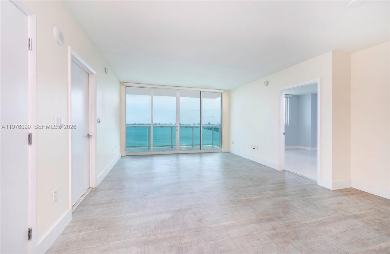 1800 N Bayshore Dr, Unit 2503, Miami, FL 33132 Photo