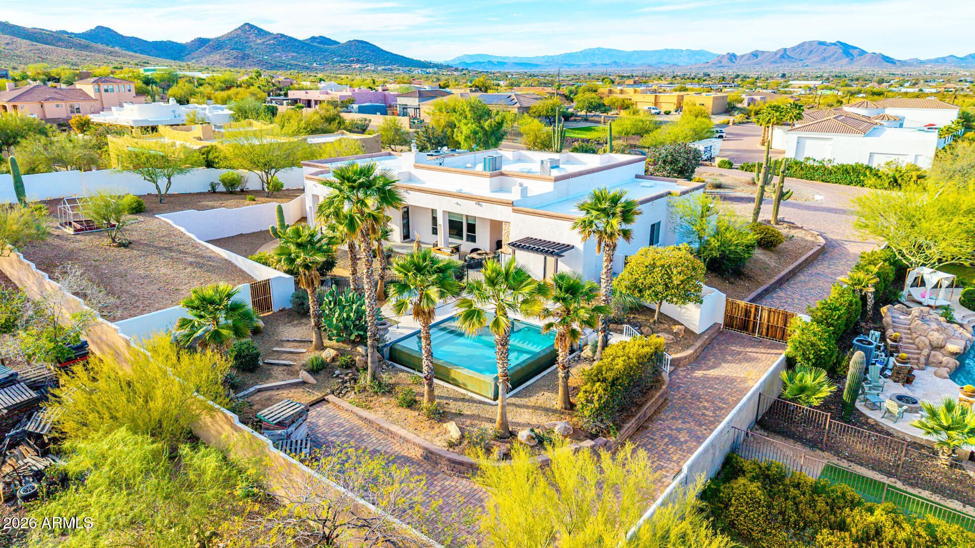 311 W OLESEN Road, Phoenix, AZ 85085