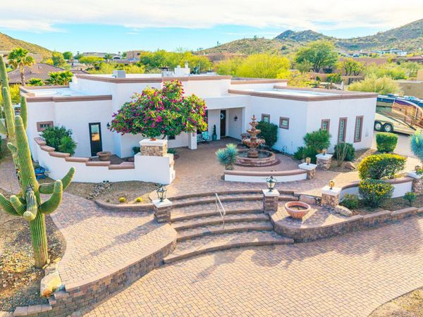 311 W OLESEN Road, Phoenix, AZ 85085