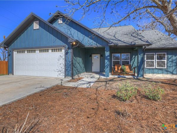 162 Friedens Church Road, Seguin, TX 78155