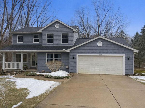 1198 108th Avenue, Otsego, MI 49078