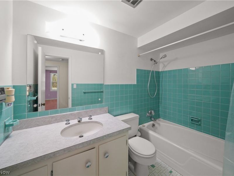 36470 Timberlane Drive, Solon, OH 44139 Photo 13