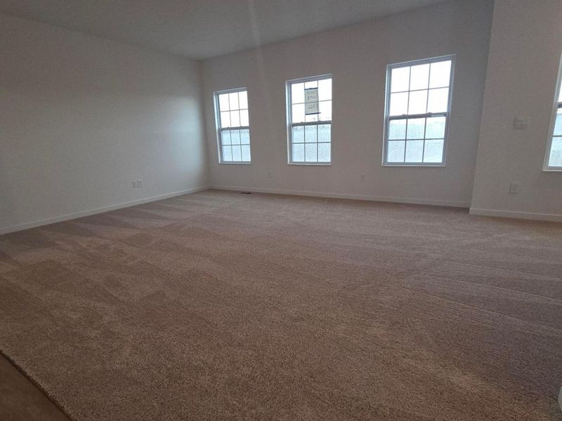 5962 Abernathy Lane, Columbus, OH 43232 Photo 2