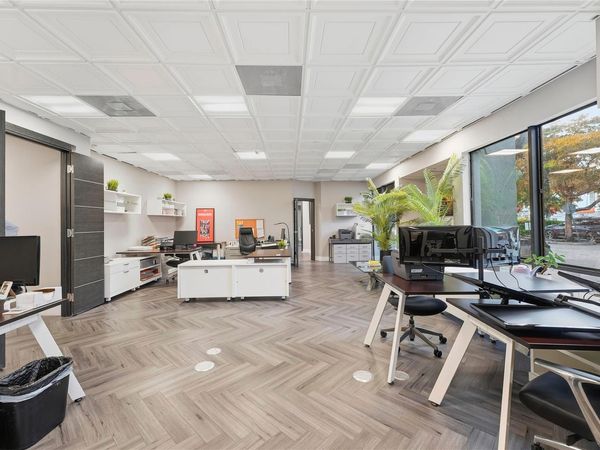 520 NW 165th Street Rd, Miami, FL 33169