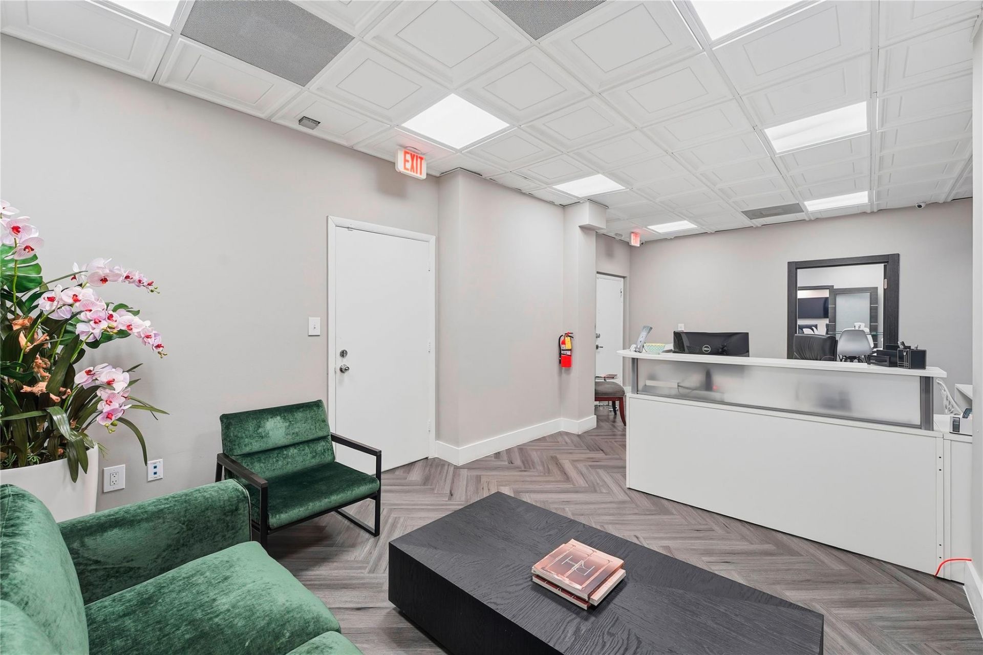 520 NW 165th Street Road, Miami, FL 33169 Photo