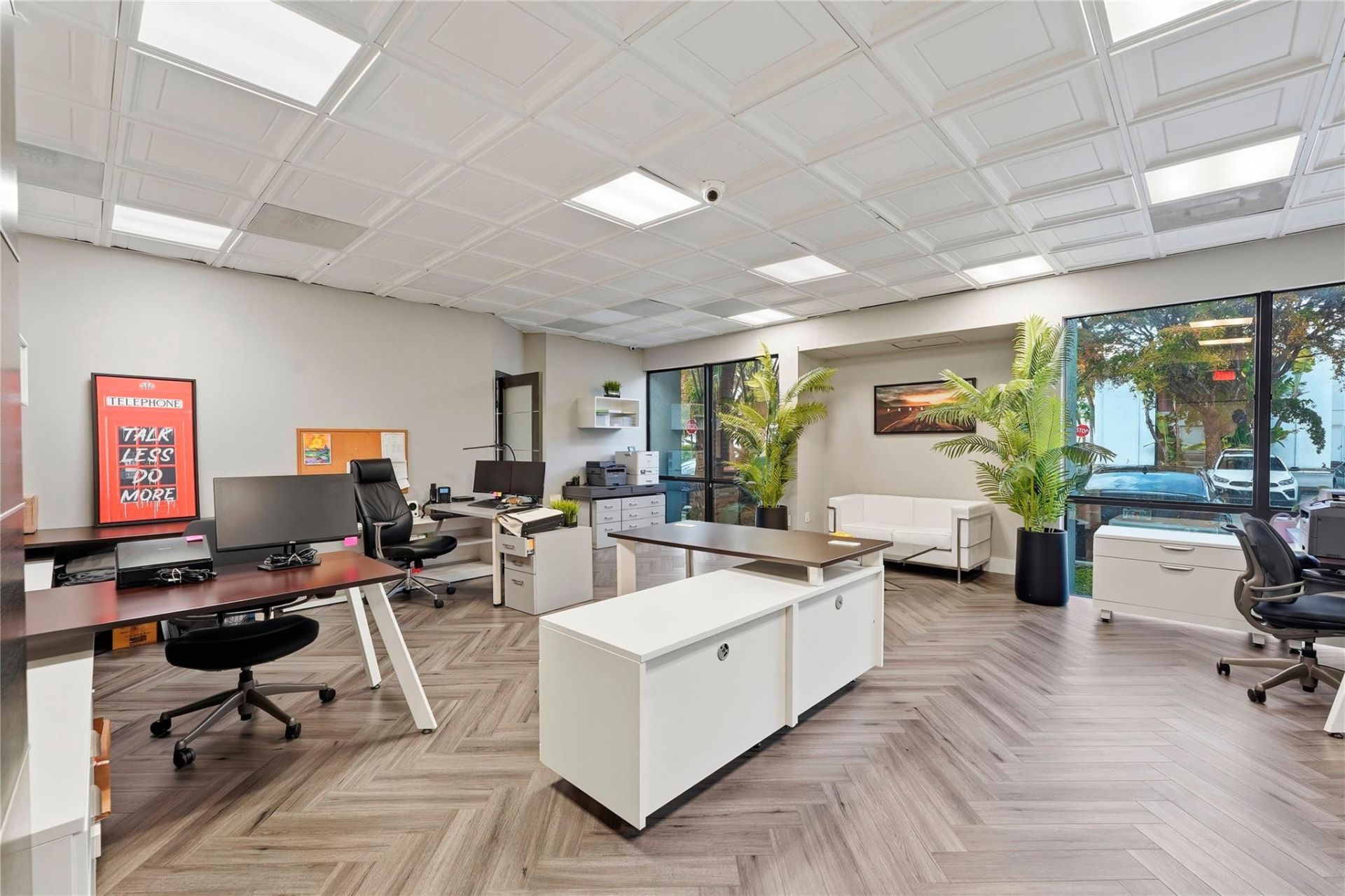 520 NW 165th Street Road, Miami, FL 33169 Photo