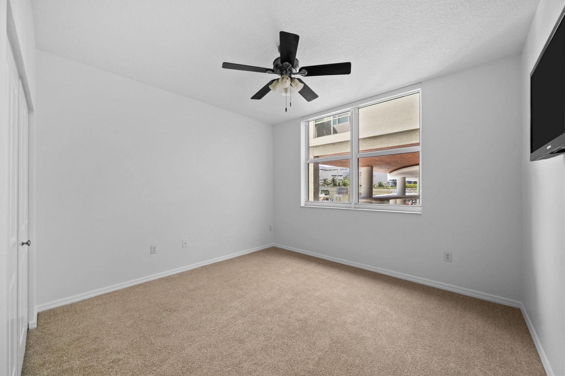 347 N New River Drive, Unit 205, Fort Lauderdale, FL 33301 Photo