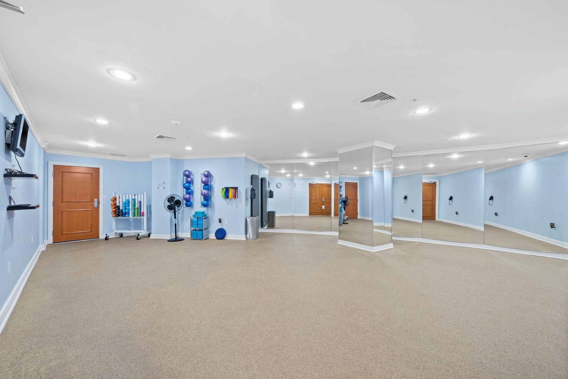 347 N New River Drive, Unit 205, Fort Lauderdale, FL 33301 Photo