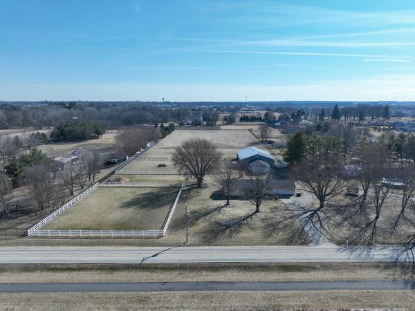 47W185 Kelley Road , Hampshire, IL 60140