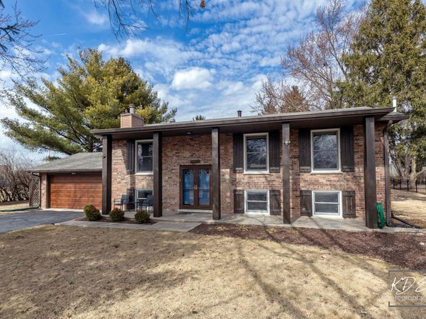 29W376 Wagner Road , Naperville, IL 60564
