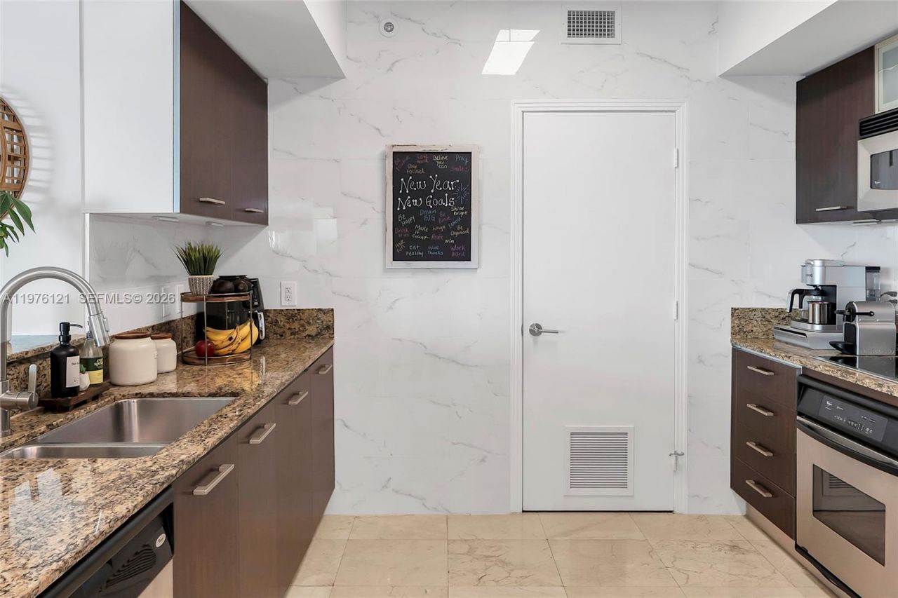 9066 SW 73rd Ct , Unit 910, Miami, FL 33156 Photo