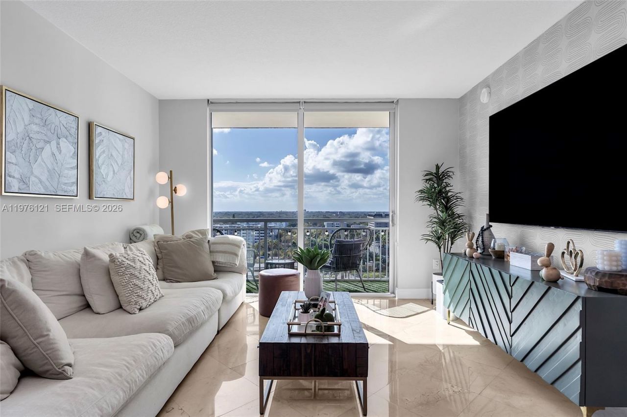 9066 SW 73rd Ct , Unit 910, Miami, FL 33156 Photo