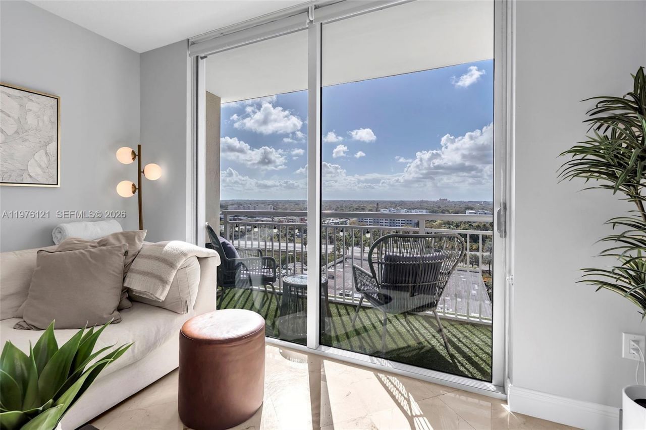 9066 SW 73rd Ct , Unit 910, Miami, FL 33156 Photo