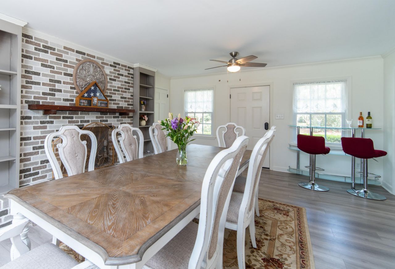 104 Race Club Road Photo 12