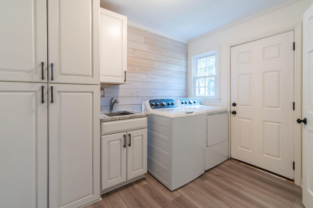 104 Race Club Road Photo 15