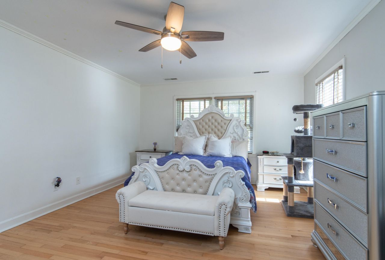 104 Race Club Road Photo 17