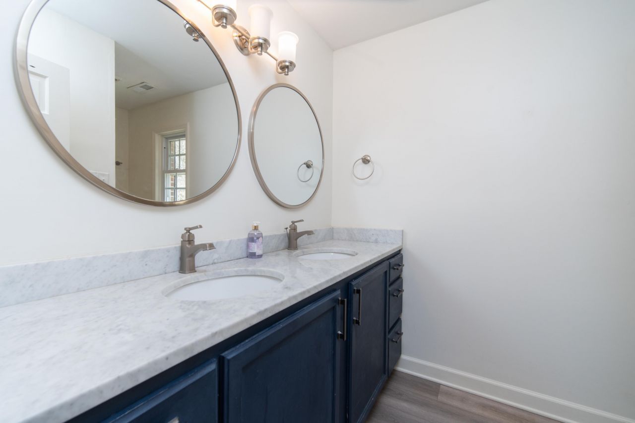 104 Race Club Road Photo 18