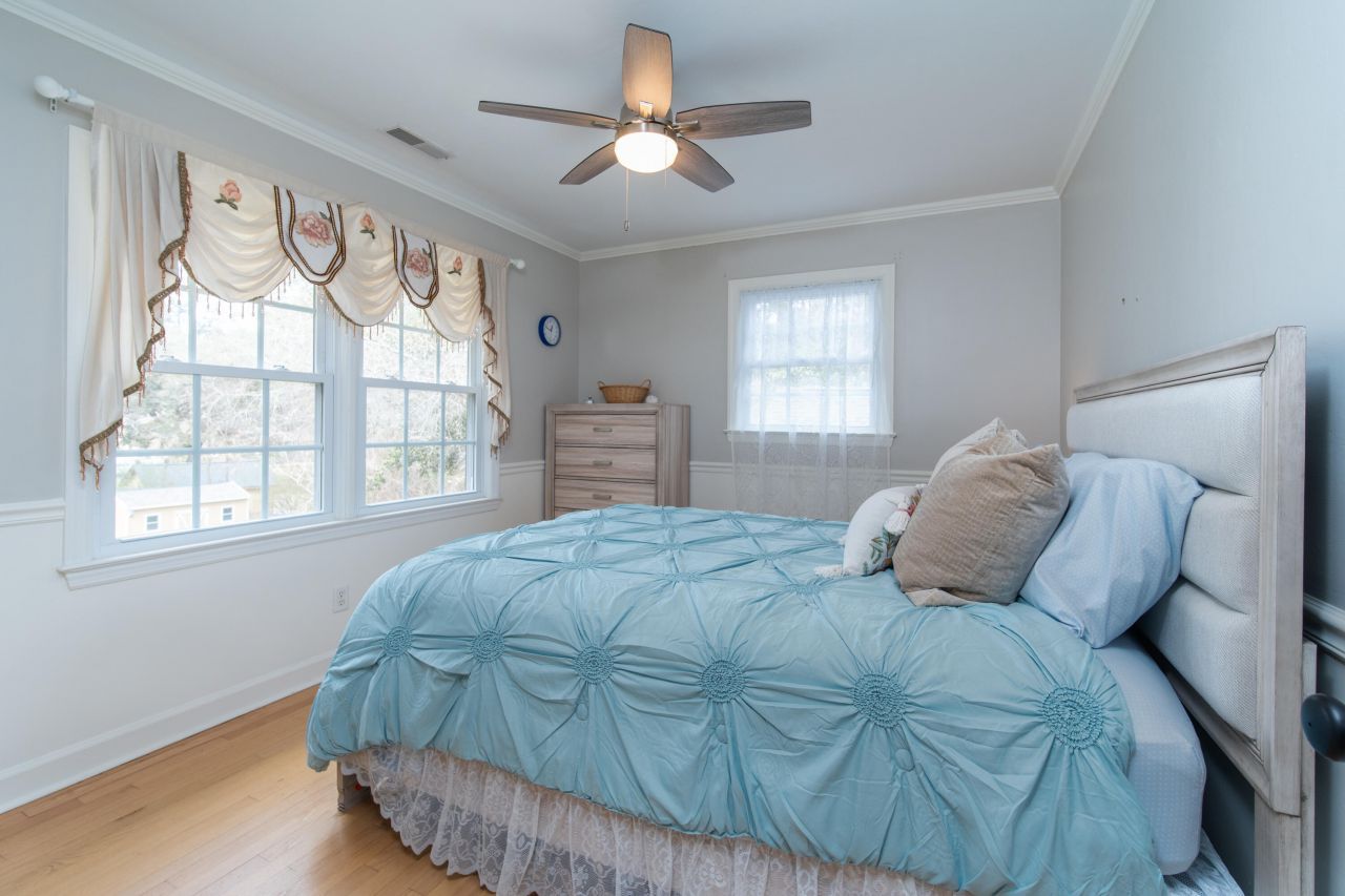 104 Race Club Road Photo 20