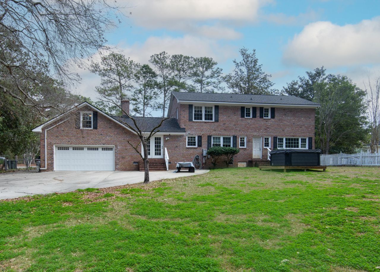 104 Race Club Road Photo 31