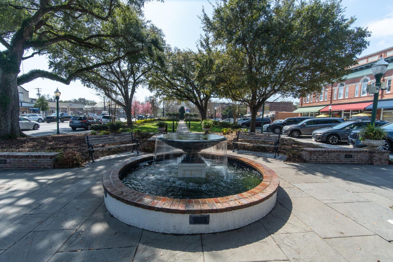 104 Race Club Road Photo 41