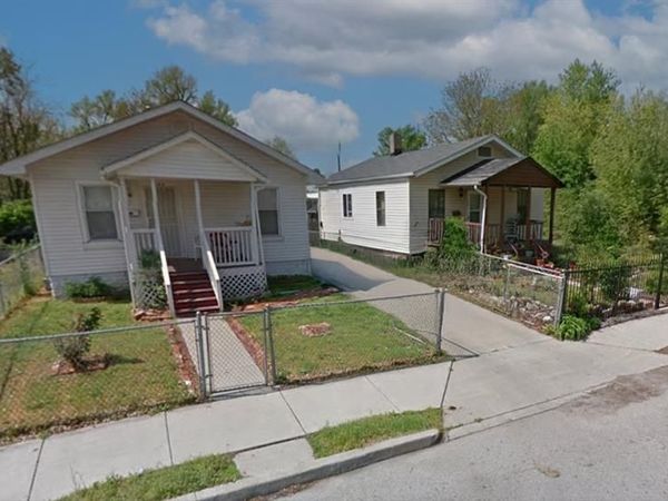 2646 Renshaw Avenue , East St Louis, IL 62205