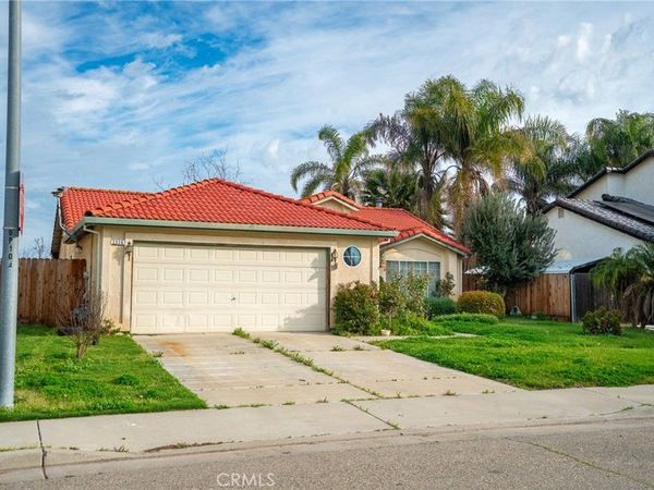 2326 Santos Street, Dos Palos, CA 93620