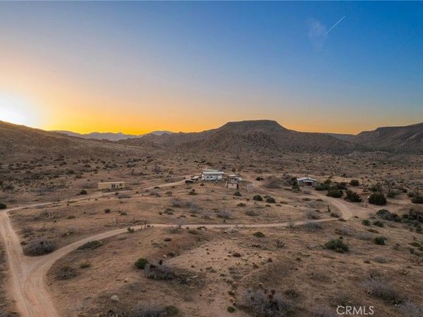 1111 Saratoga, Pioneertown, CA 92268