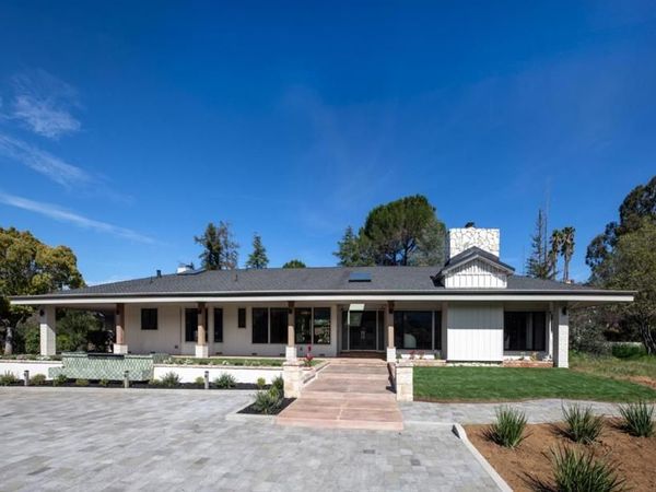 26201 Dori Lane, Los Altos Hills, CA 94022