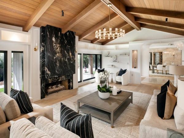 26201 Dori Lane, Los Altos Hills, CA 94022