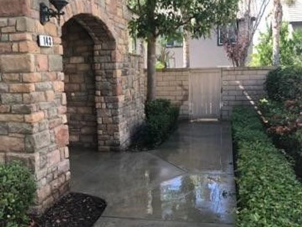 143 Autumn Leaf, Mission Viejo, CA 92692