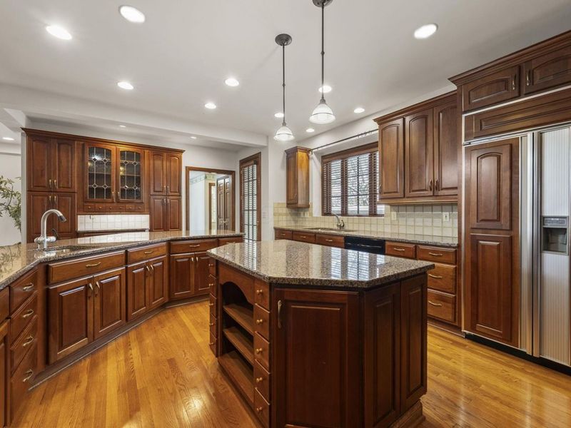 3414 Loire Lane, Columbus, OH 43221 Photo 13