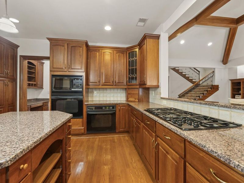 3414 Loire Lane, Columbus, OH 43221 Photo 14