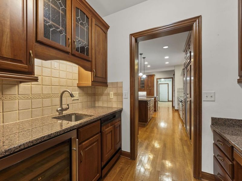 3414 Loire Lane, Columbus, OH 43221 Photo 16