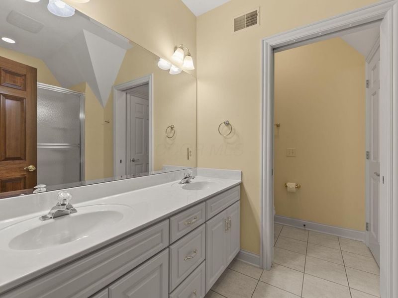 3414 Loire Lane, Columbus, OH 43221 Photo 29