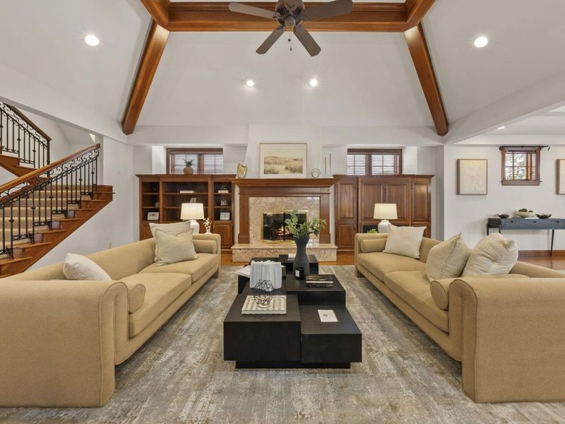 3414 Loire Lane, Columbus, OH 43221 Photo 3