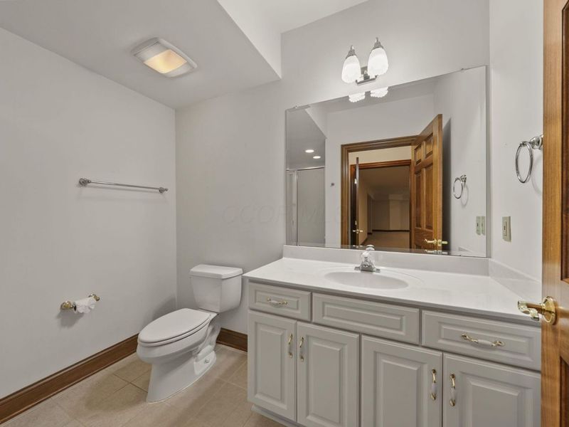 3414 Loire Lane, Columbus, OH 43221 Photo 37