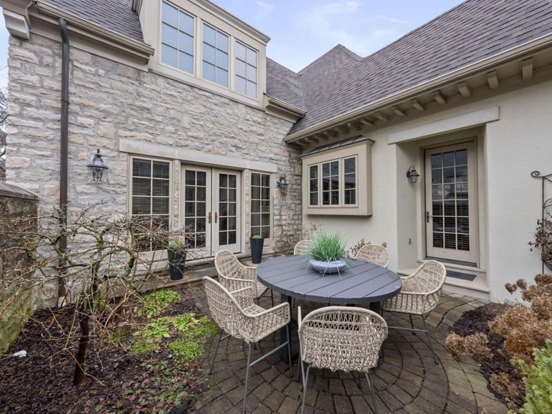 3414 Loire Lane, Columbus, OH 43221 Photo 44