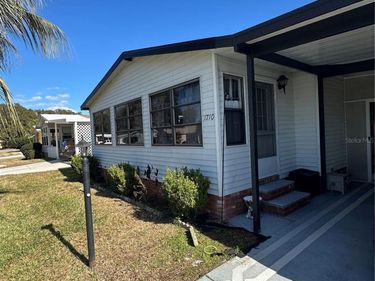 1710 LILLY LANE , LADY LAKE, FL 32159