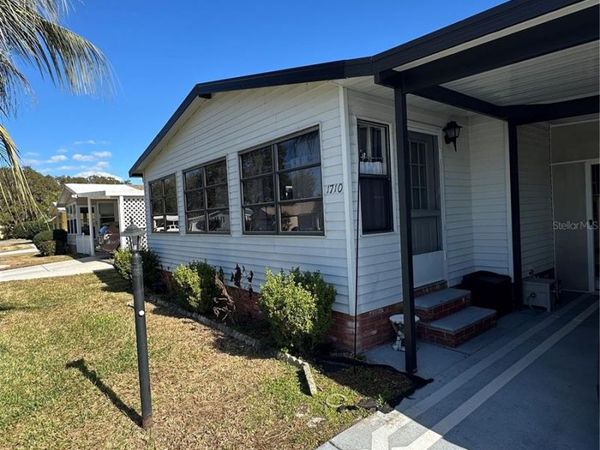 1710 LILLY LANE , LADY LAKE, FL 32159