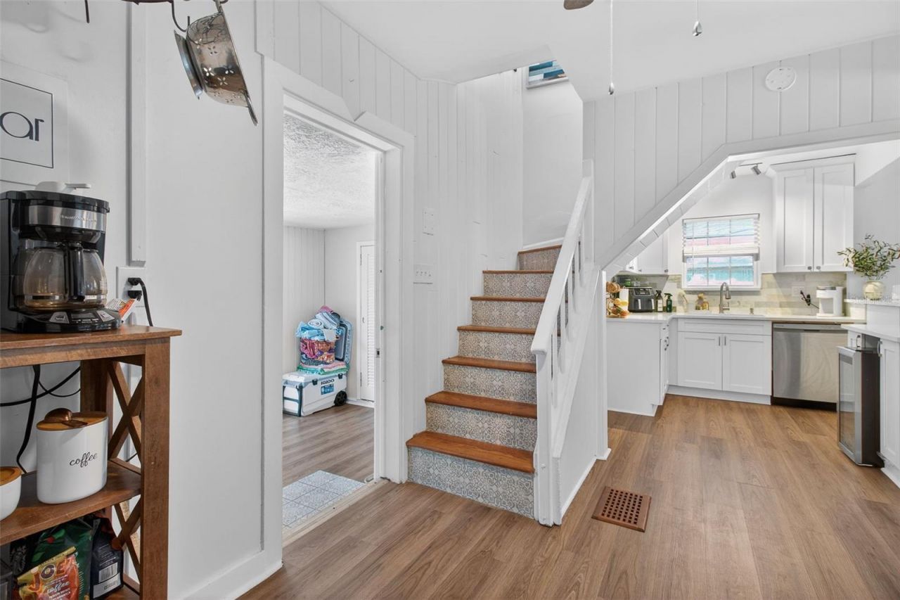 322 47th Street N, Saint Petersburg, FL 33713 Photo