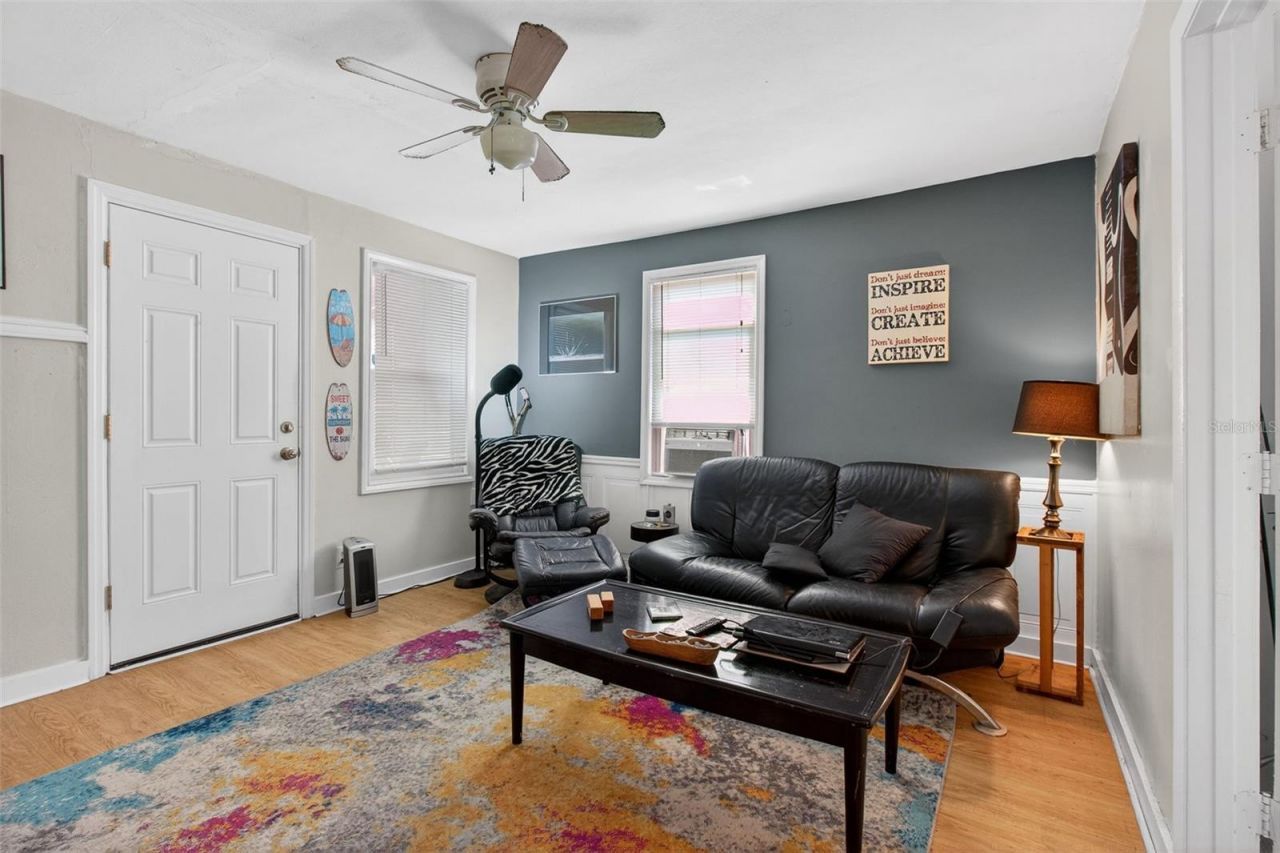 322 47th Street N, Saint Petersburg, FL 33713 Photo