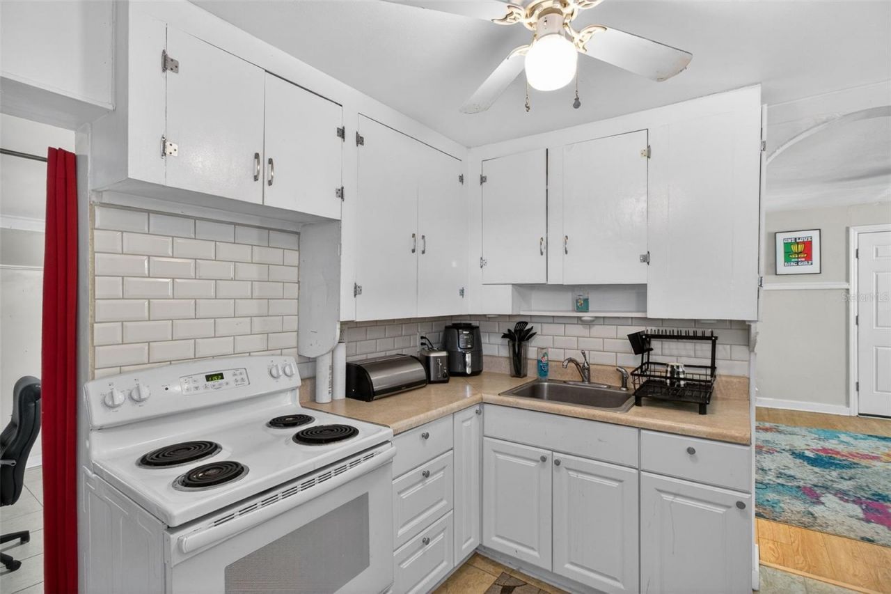 322 47th Street N, Saint Petersburg, FL 33713 Photo