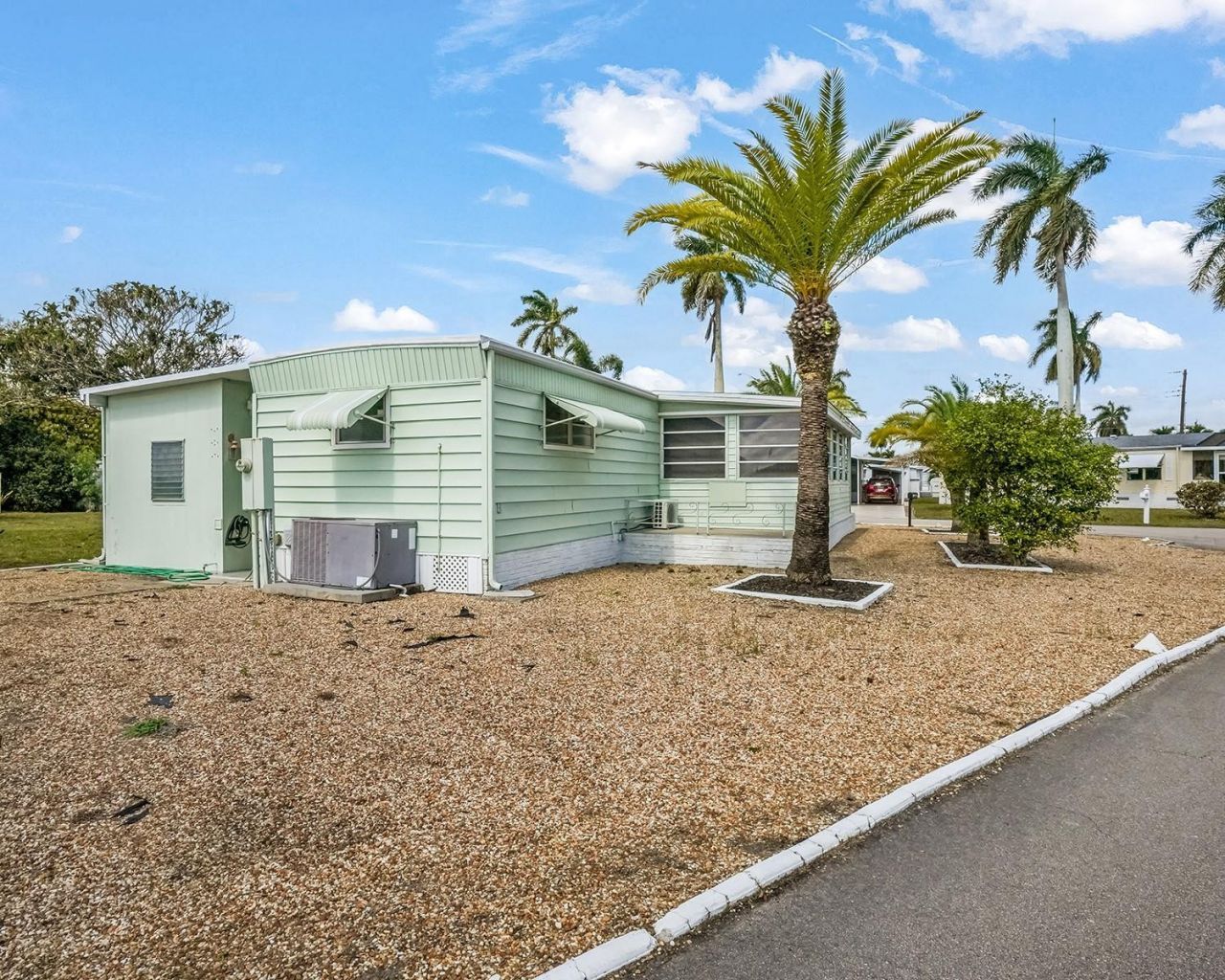 8500 SW 21st Street, Davie, FL 33324 Photo