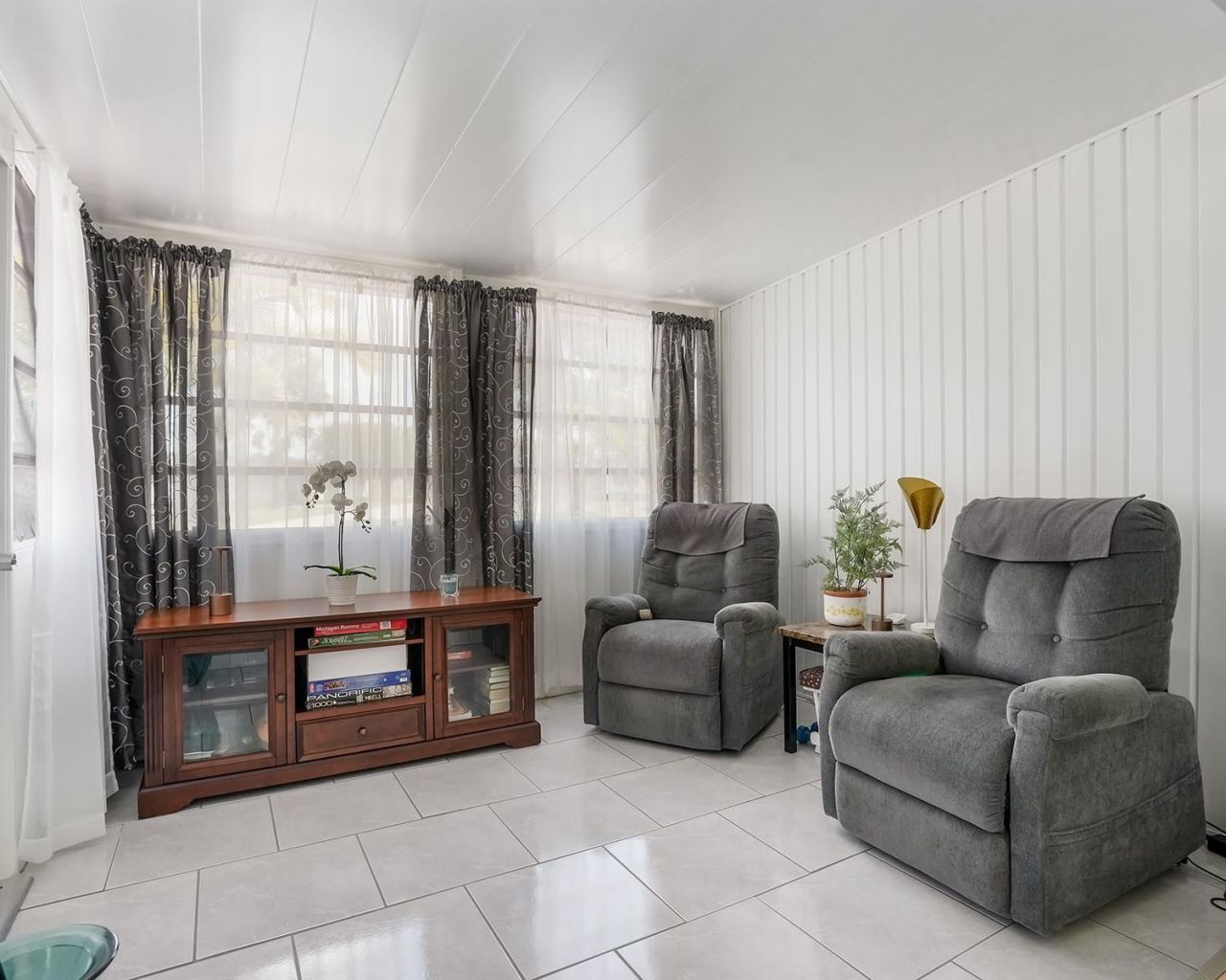 8500 SW 21st Street, Davie, FL 33324 Photo