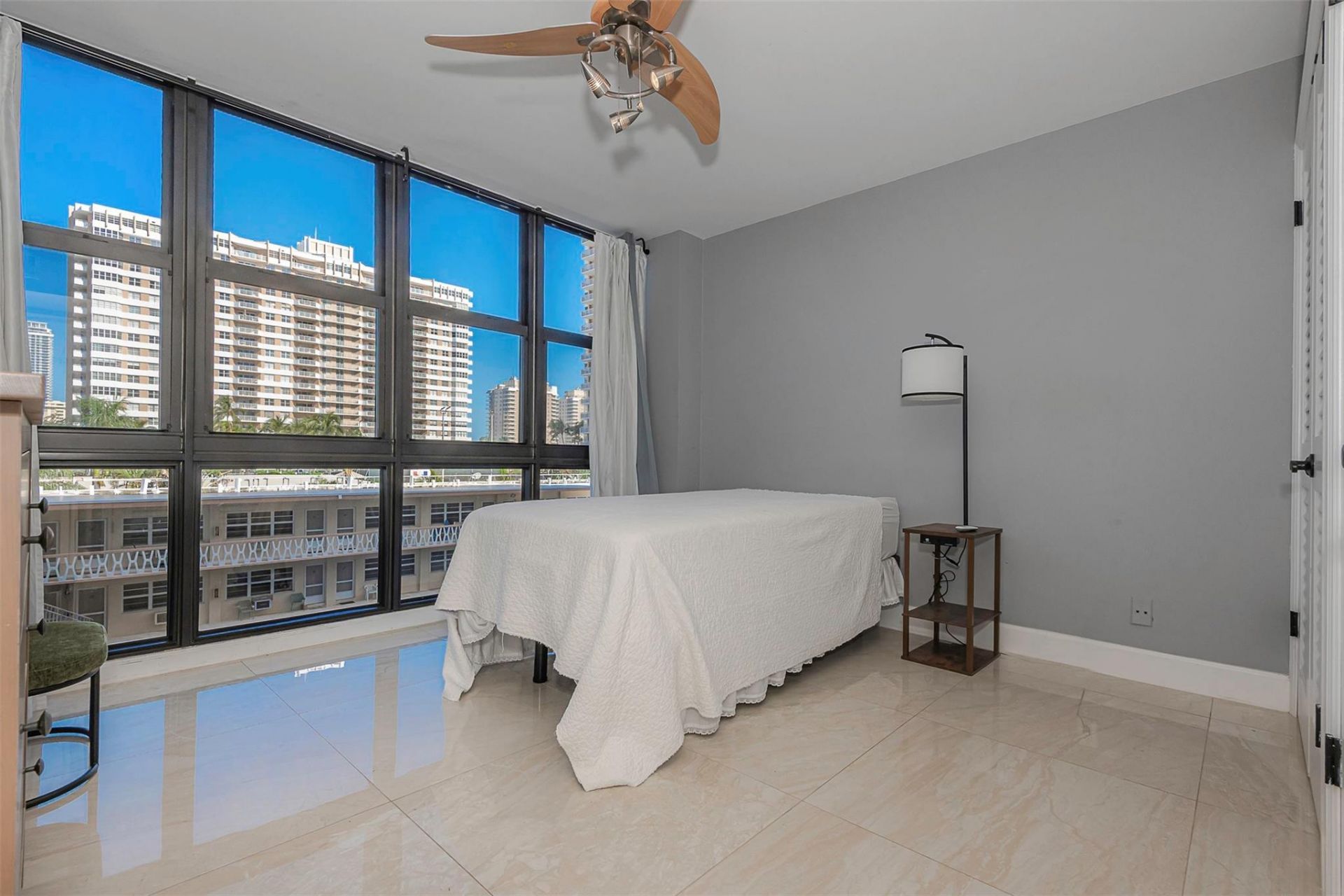 2017 S Ocean Drive, Unit 307, Hallandale Beach, FL 33009 Photo